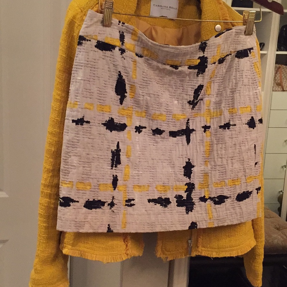 Escada Mini skirt